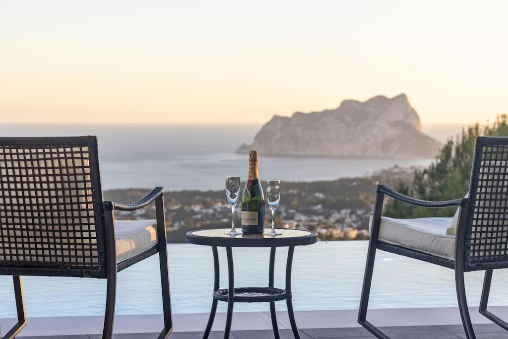 Moonlight B&B Spa Wellness Teulada Buitenkant foto